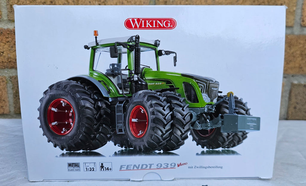 Wiking Fendt 939 Tractor With Dual Wheels