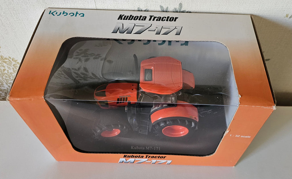 Universal Hobbies Kubota M7-171 Tractor