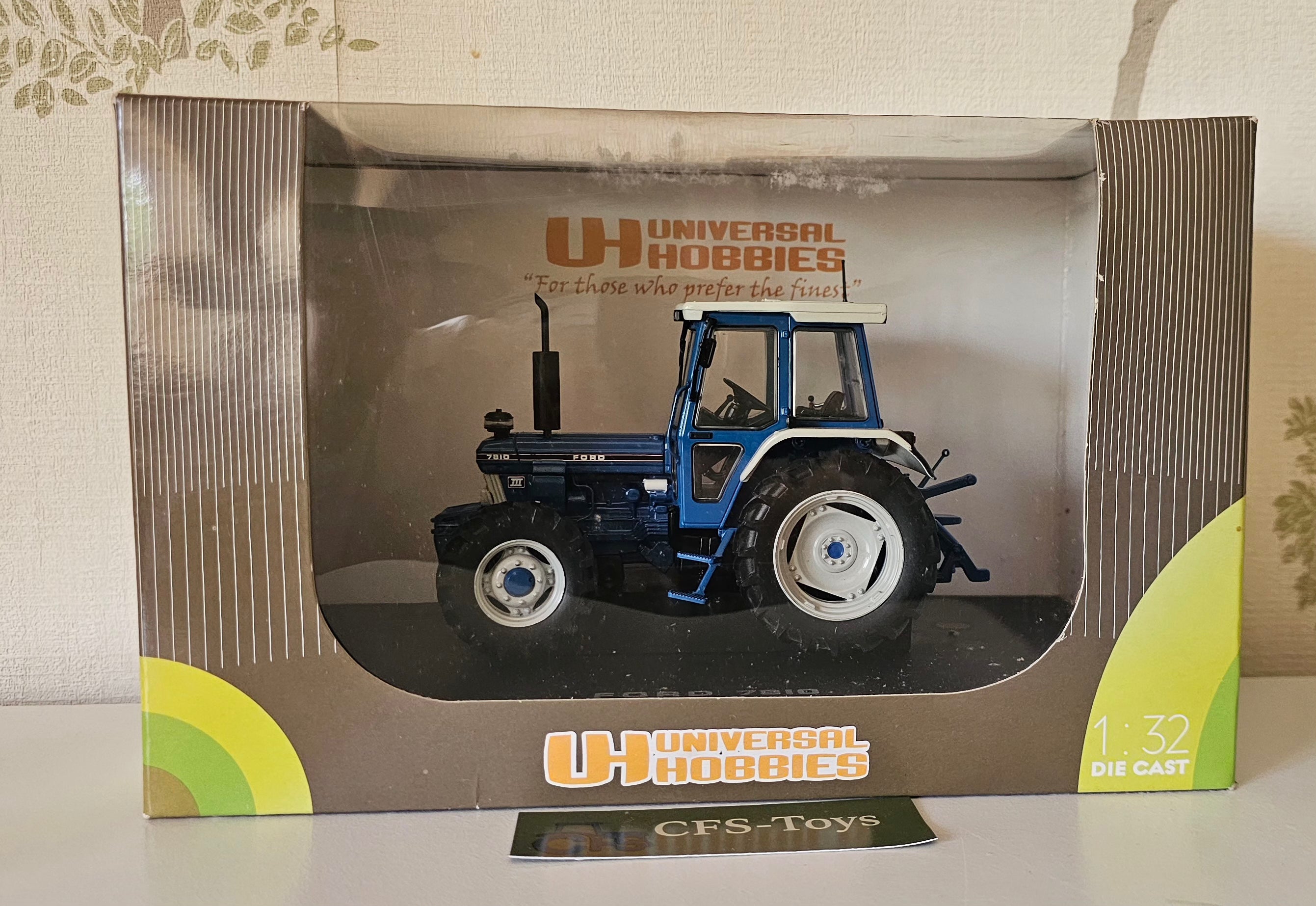 Universal Hobbies Ford 7810 Tractor UH2865