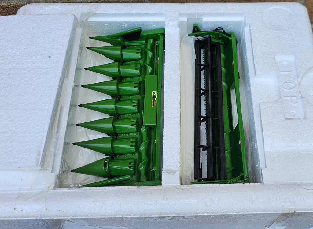 Ertl Precision John Deere 9750 STS Combine