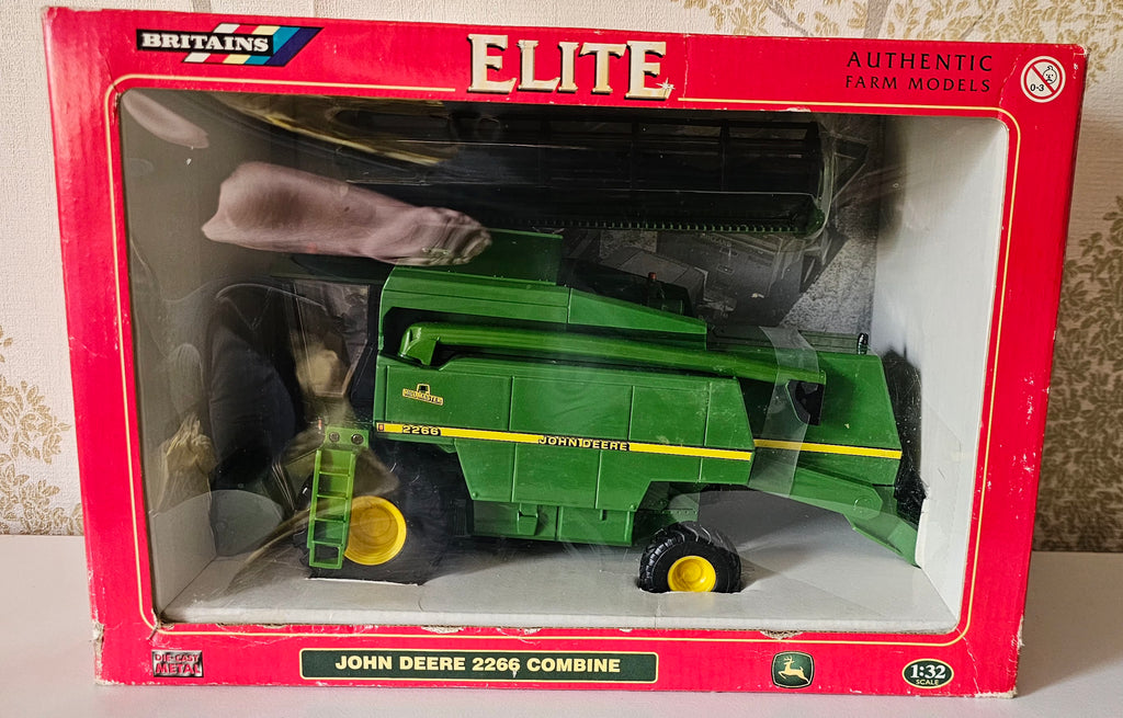 Britains Elite John Deere 2266 Combine Harvester
