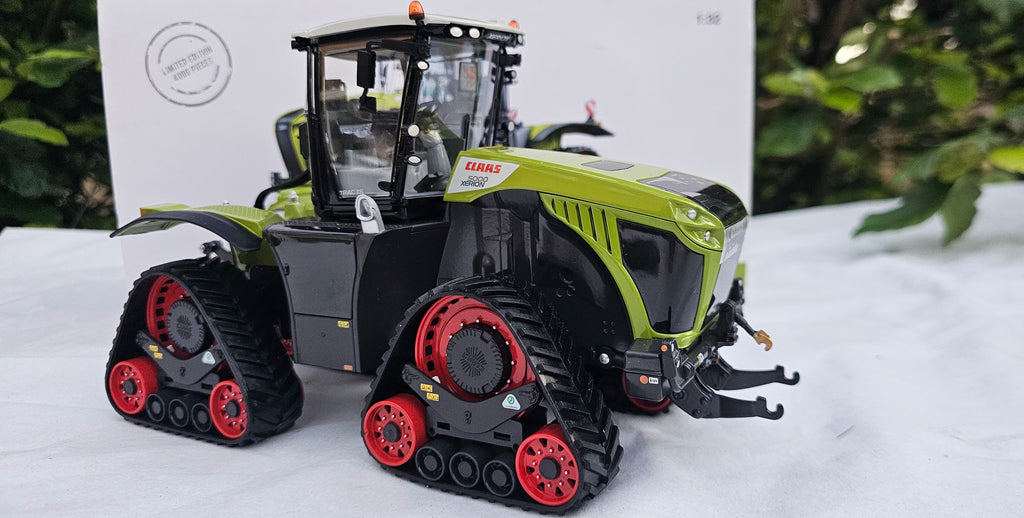 Wiking Claas Xerion 5000 Tractor