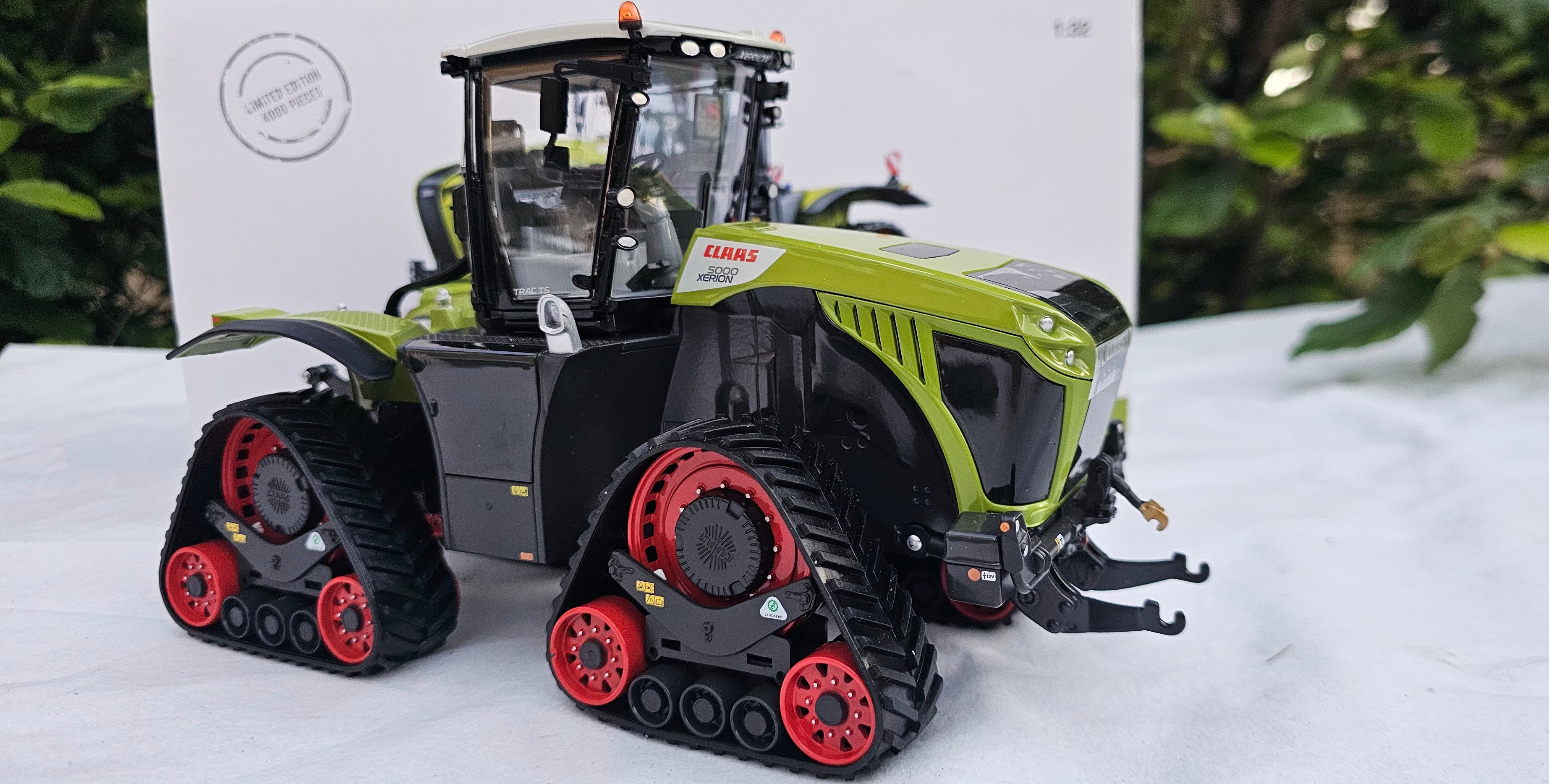 Wiking Claas Xerion 5000 Tractor