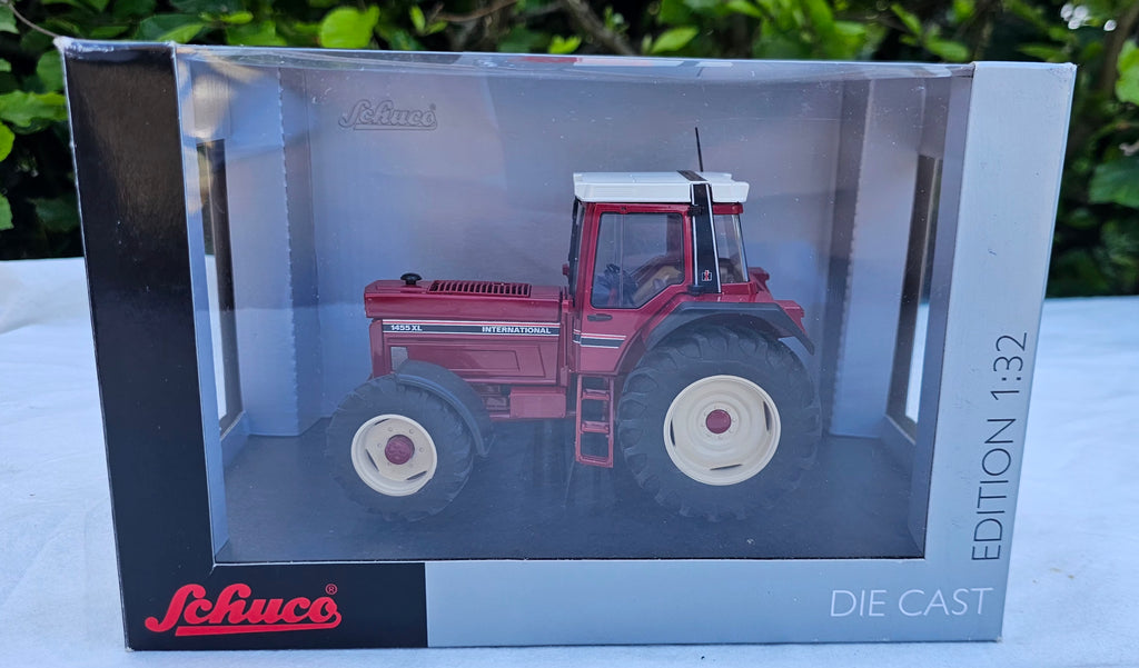 Schuco International 1455XL Tractor