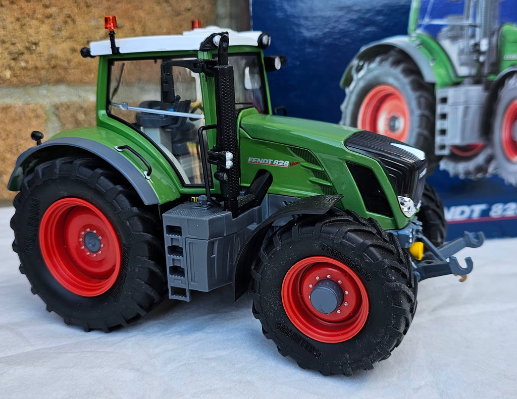 Wiking Fendt 828 Vario Tractor