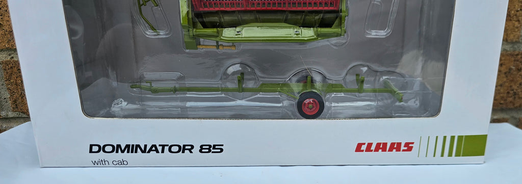 USK Claas Dominator 85 With Cab Dealer Box