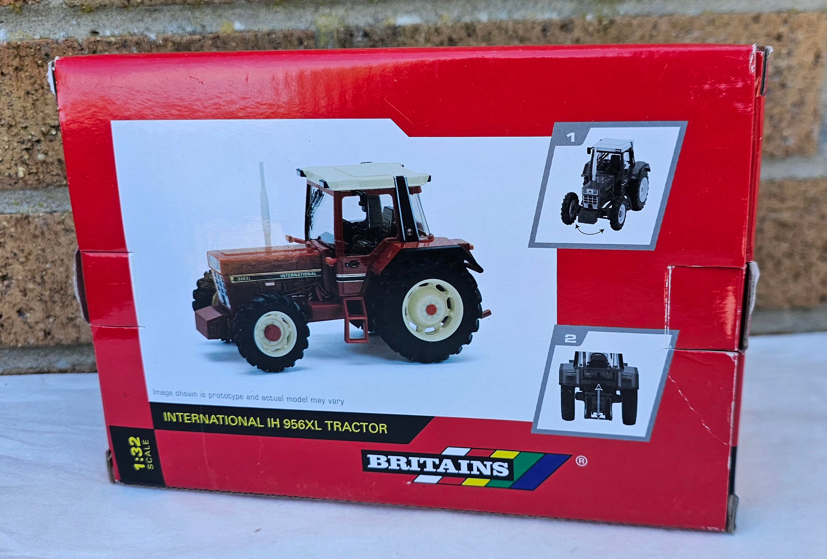 Britains International 956XL 4wd Tractor 42490