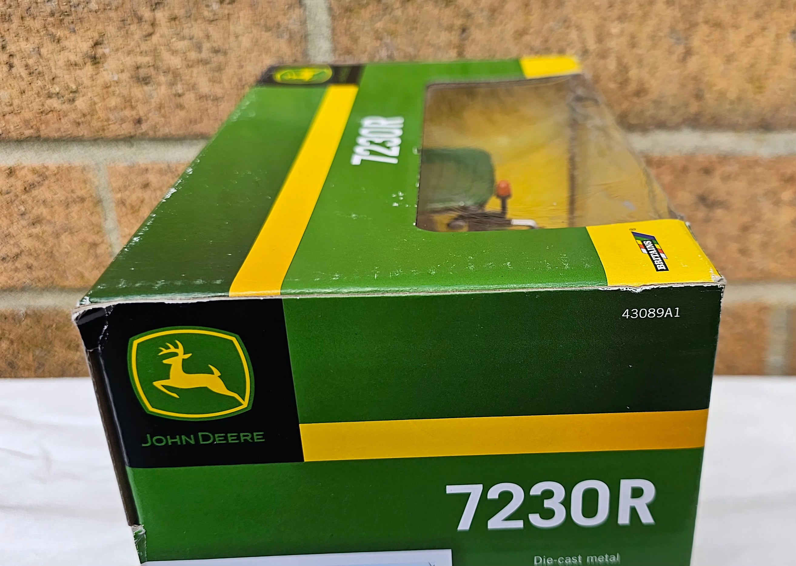 Britains John Deere 7230R Tractor 43089