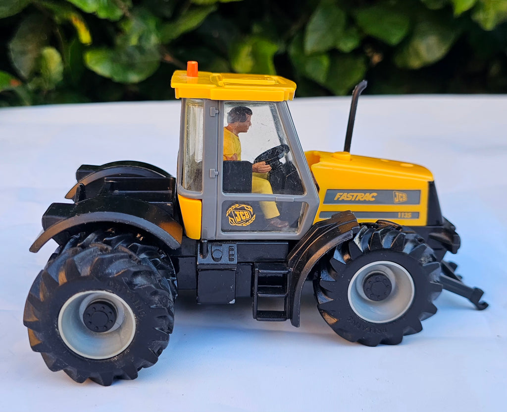 Britains JCB Fastrac 1135 Tractor Conversion