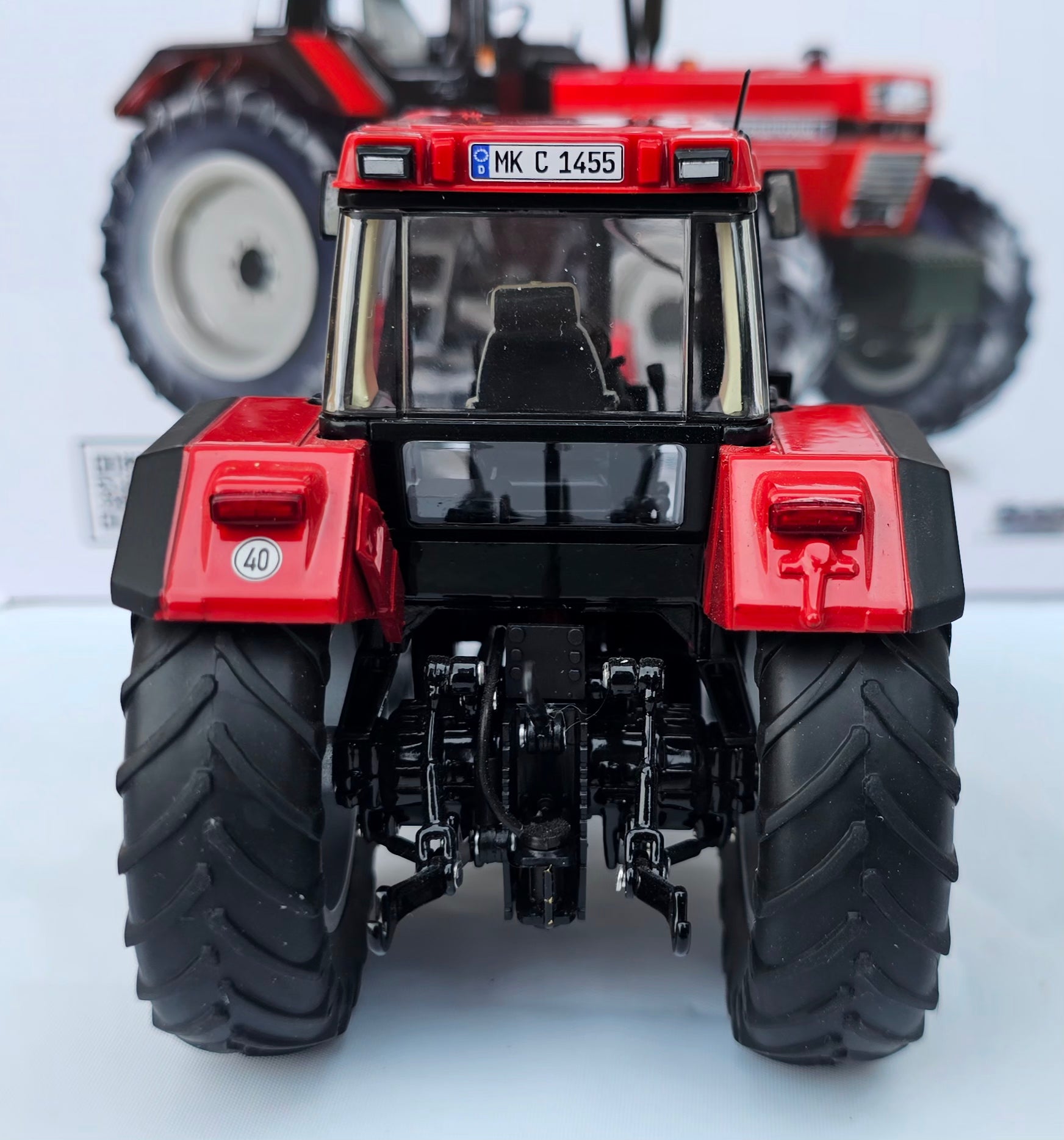 Wiking Case IH International 1455XL Tractor