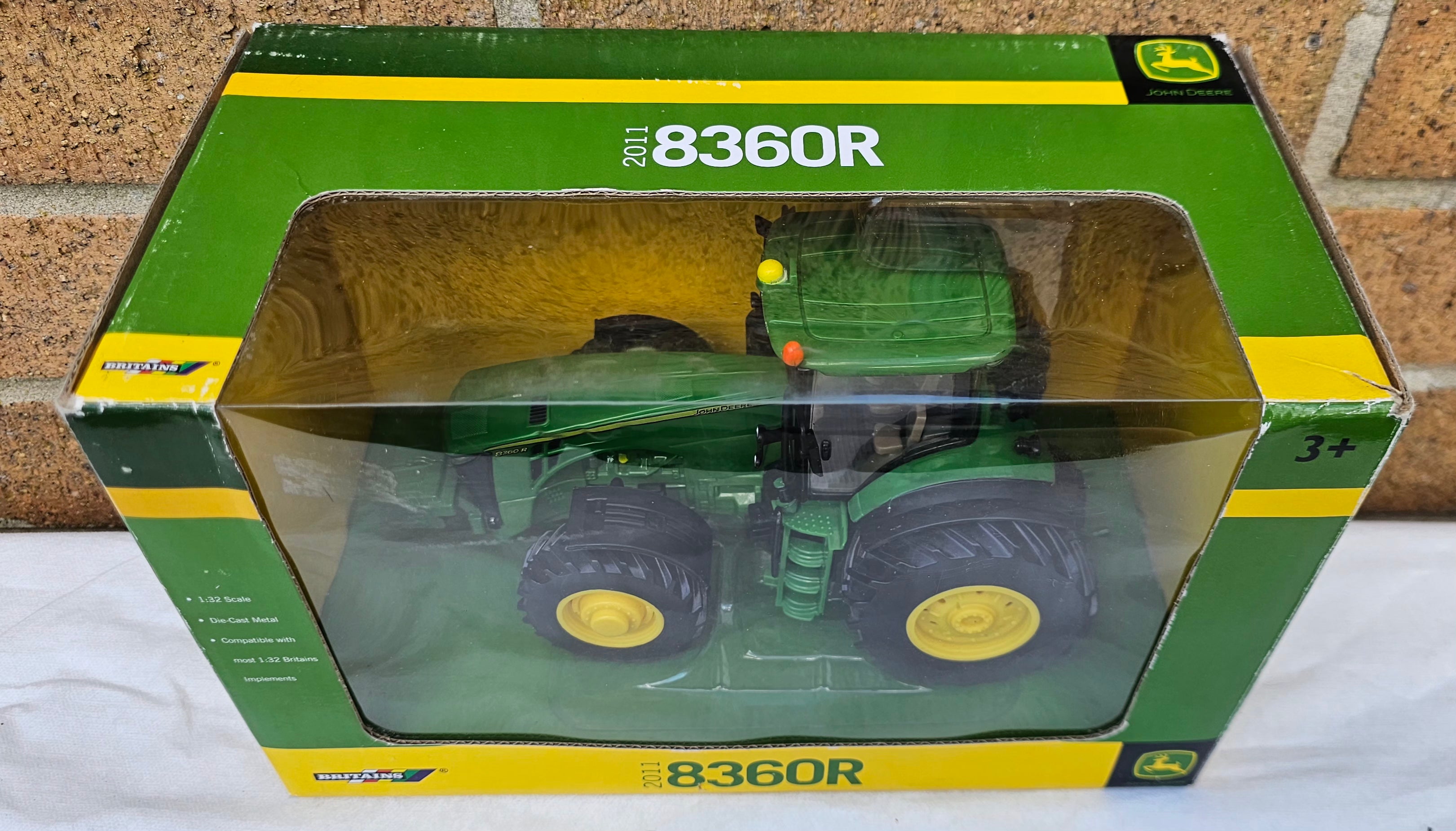 Britains John Deere 8360R Tractor 42650