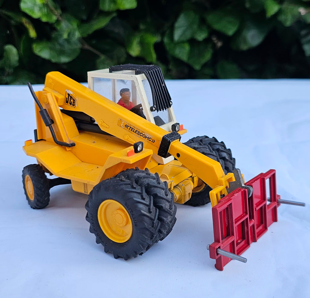 Britains JCB Loadall Conversion & Converted Attatchment