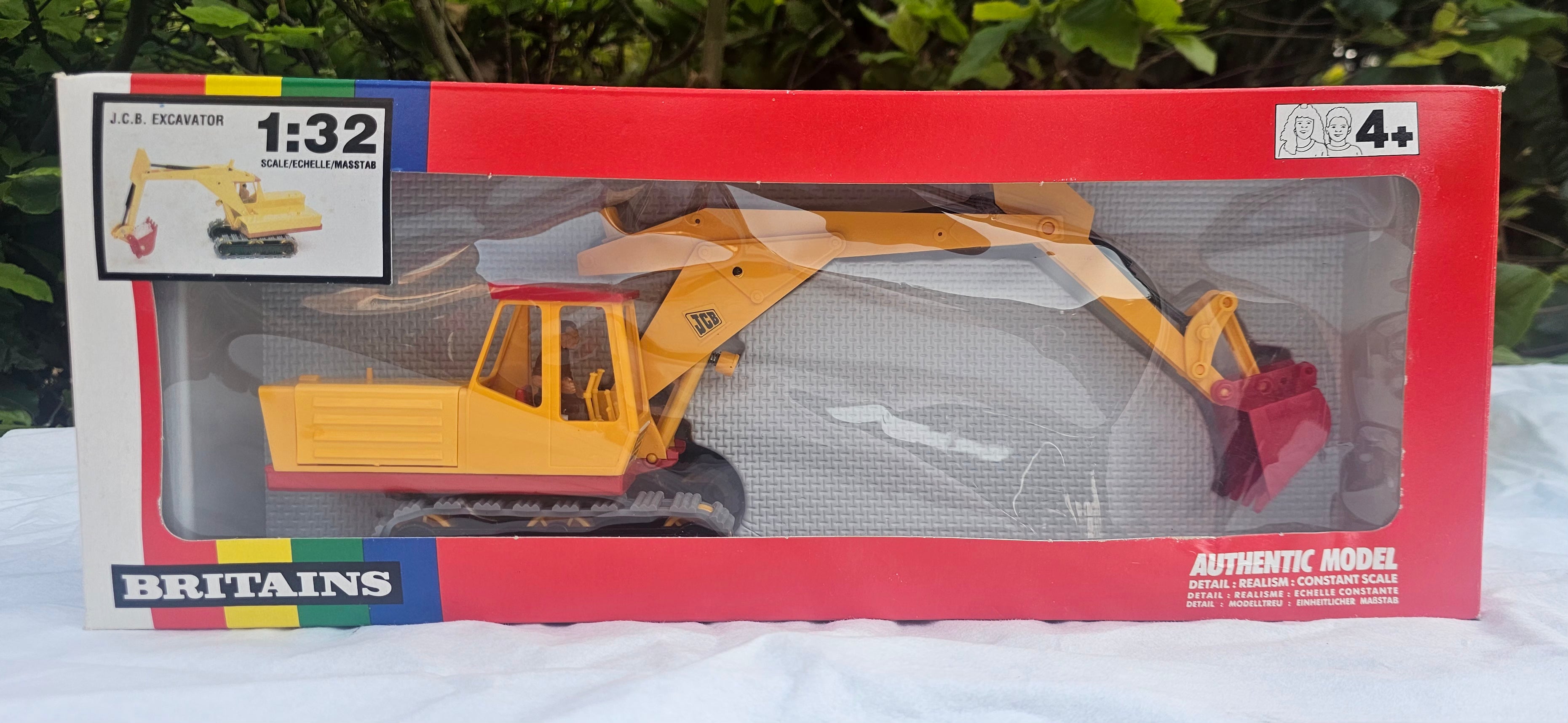 Britains JCB Excavator 9602