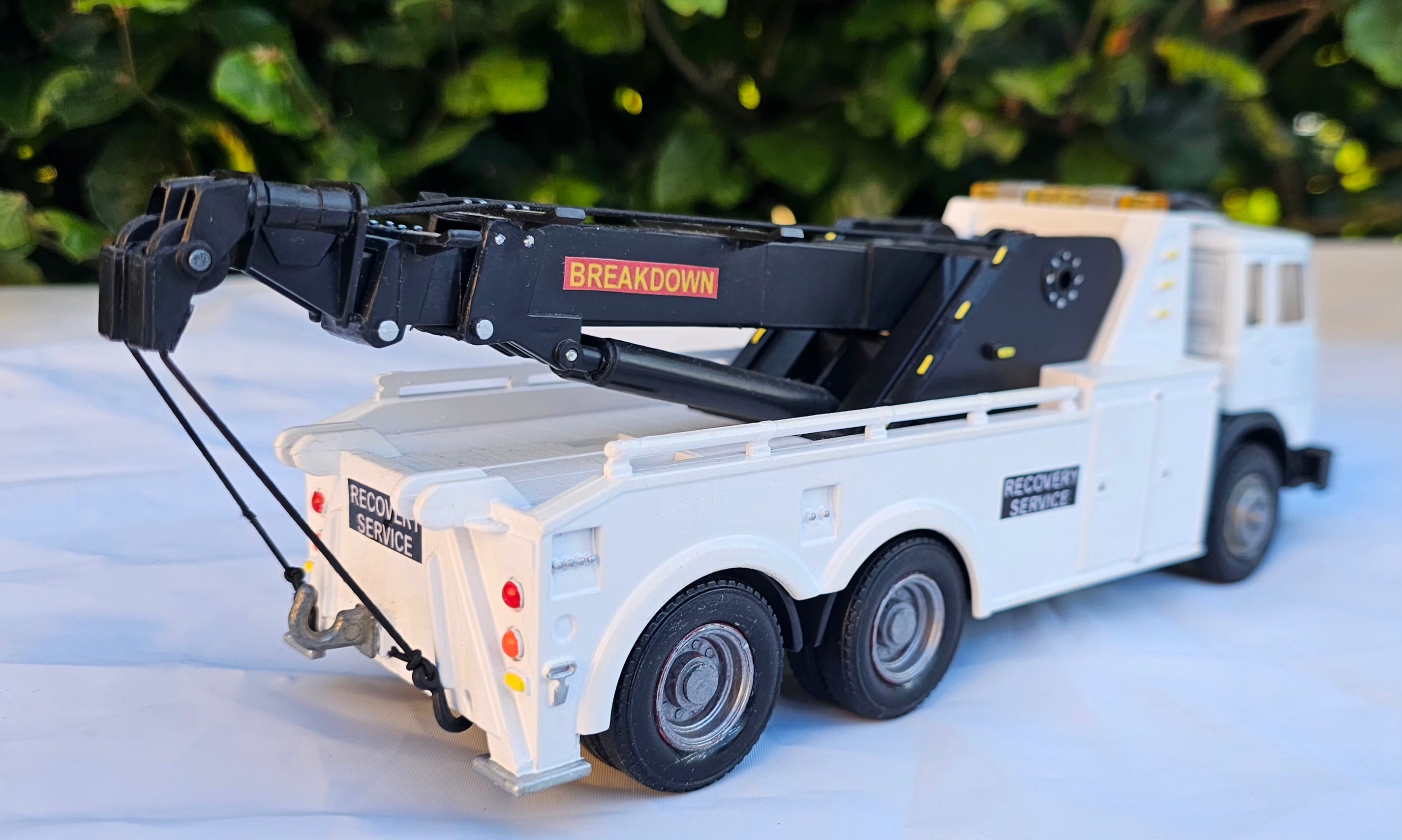 Britains Iveco Breakdown Recory Truck Lorry Conversion