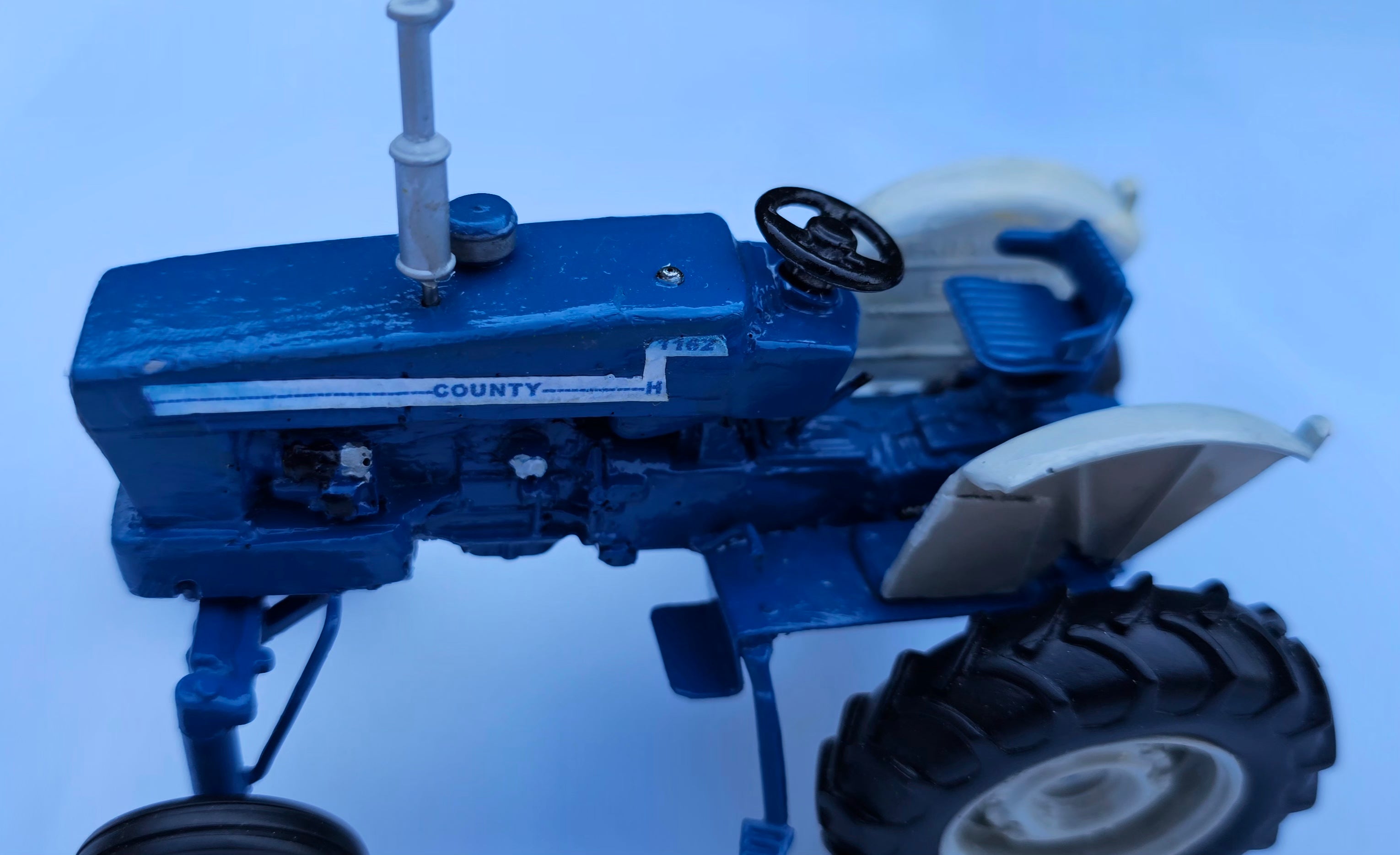 Britains County Tractor 1162 H High Clear Conversion