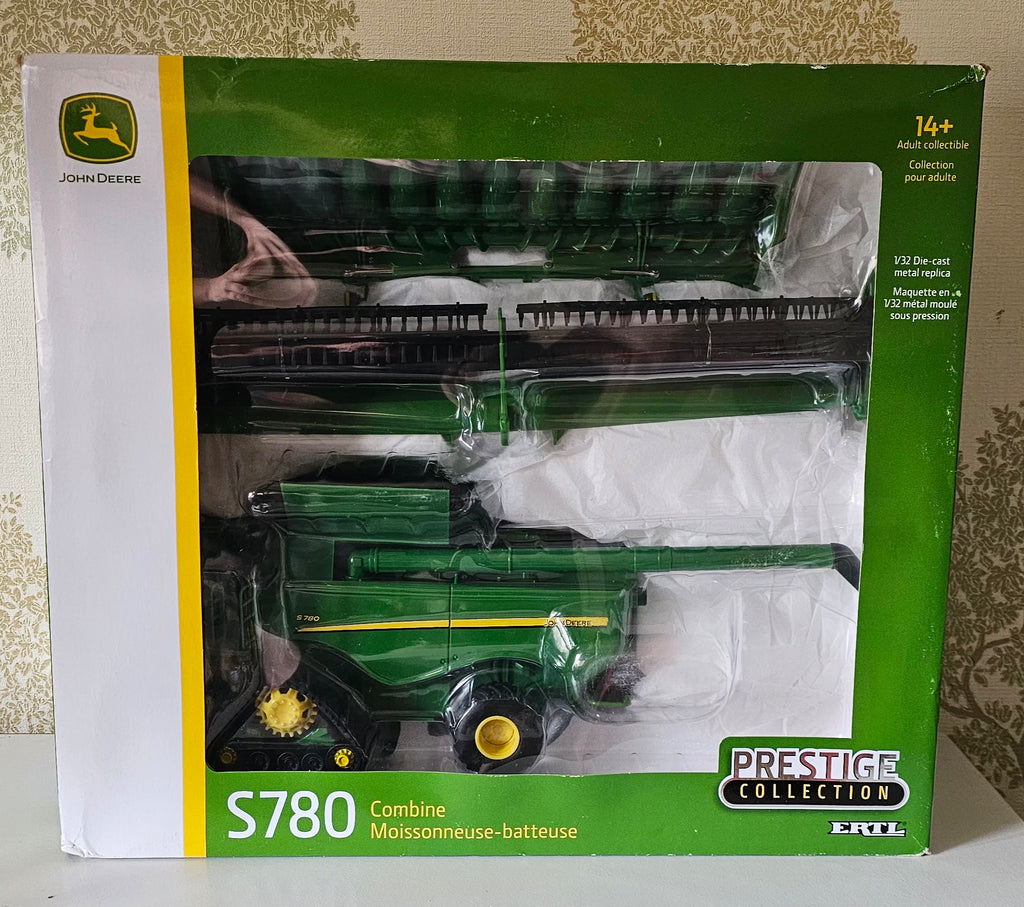Ertl Prestige S780 Combine
