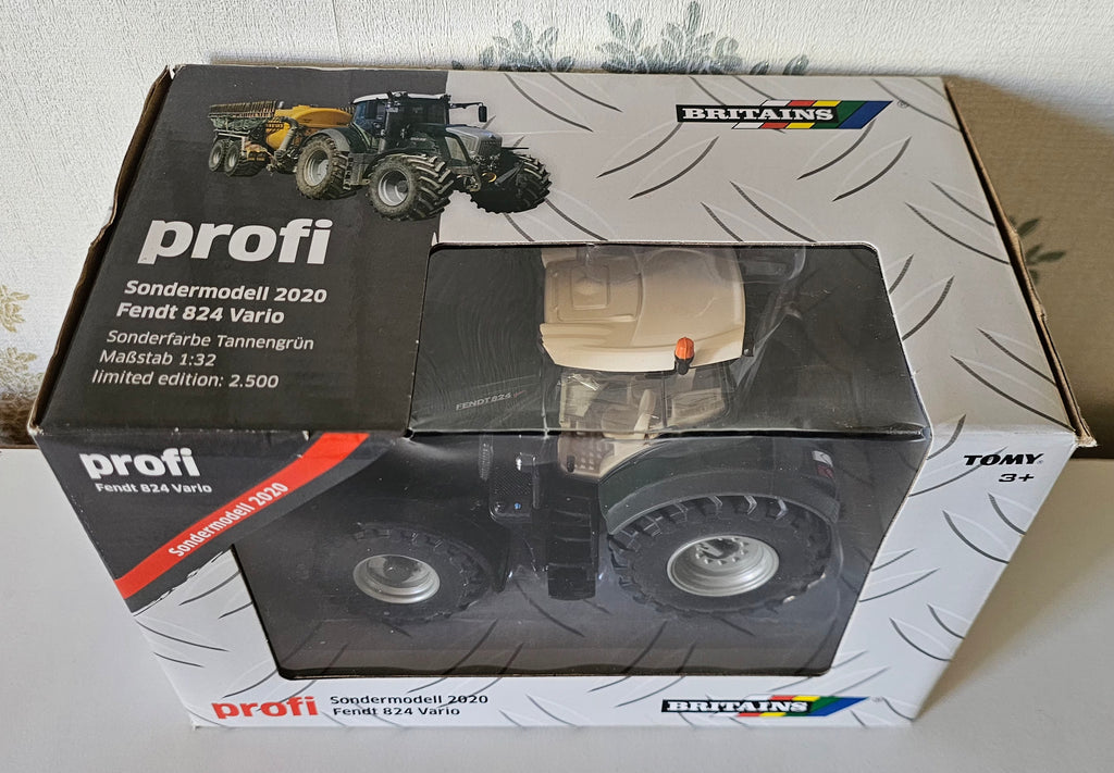 Britains Fendt 824 Vario Profi Tractor 43290