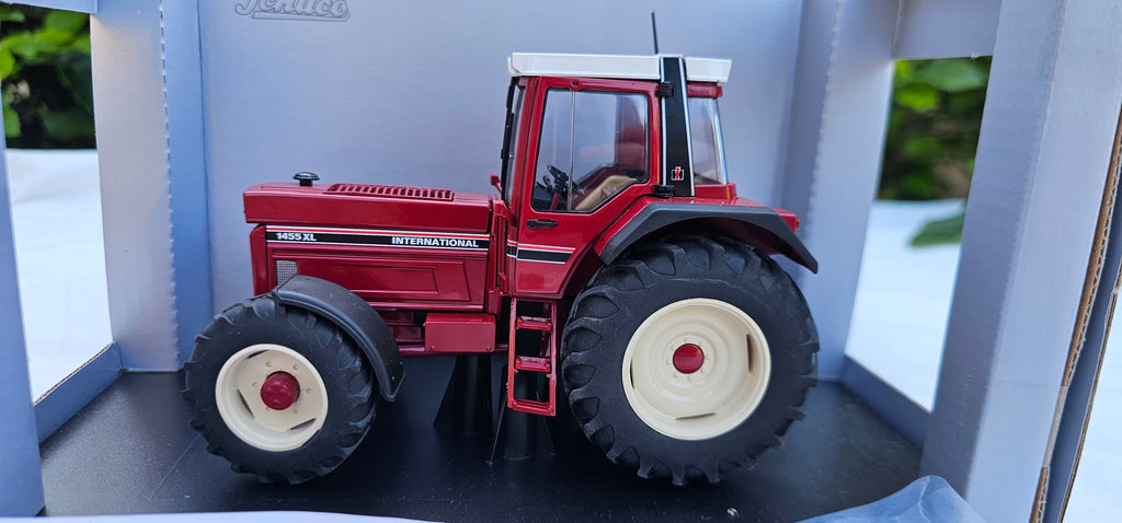 Schuco International 1455XL Tractor
