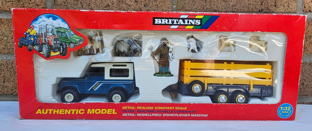 Britains Land Rover Trailer And Accessories Gift Set 9651