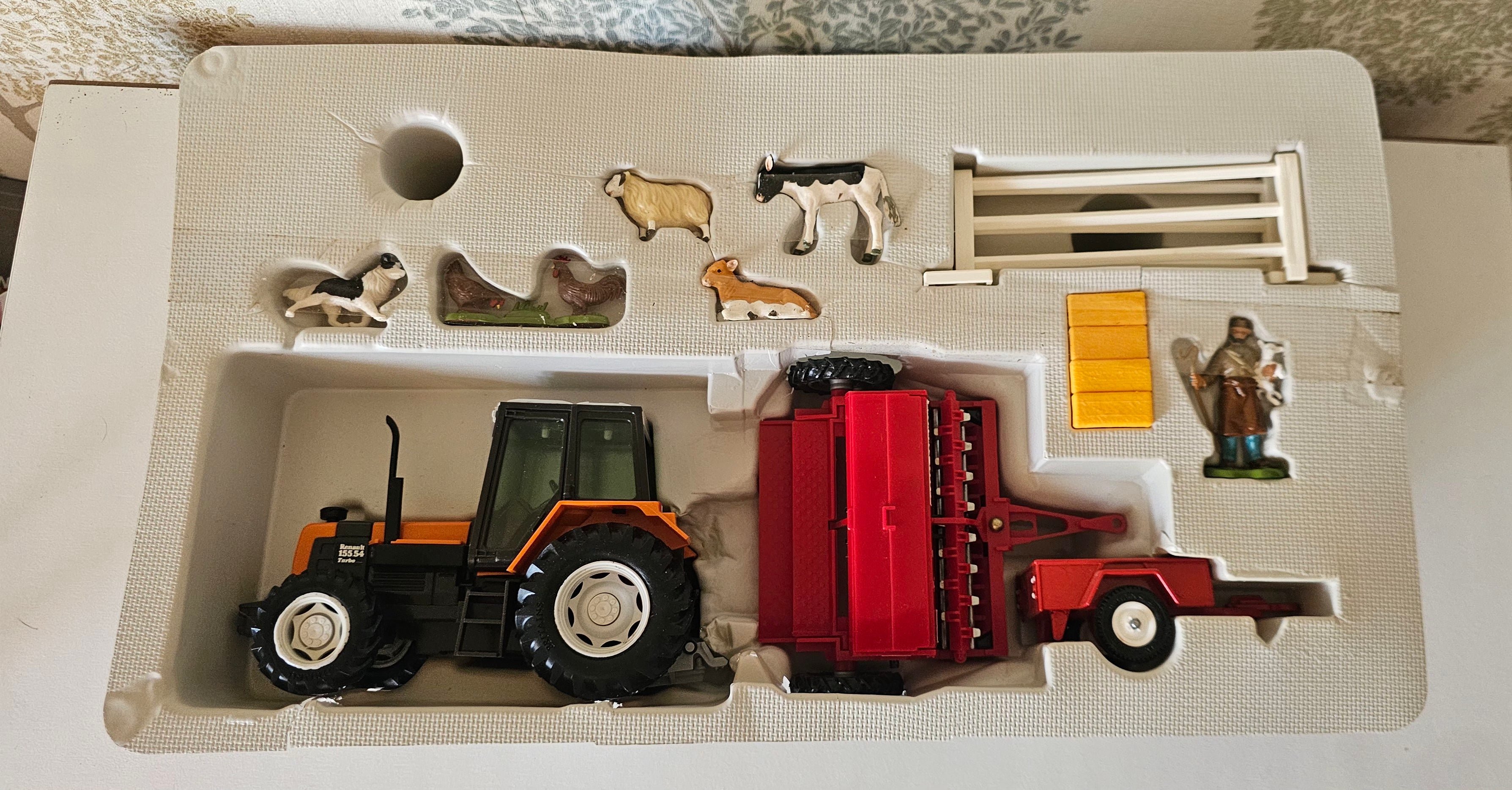 Britains Renault Gift Set 9659