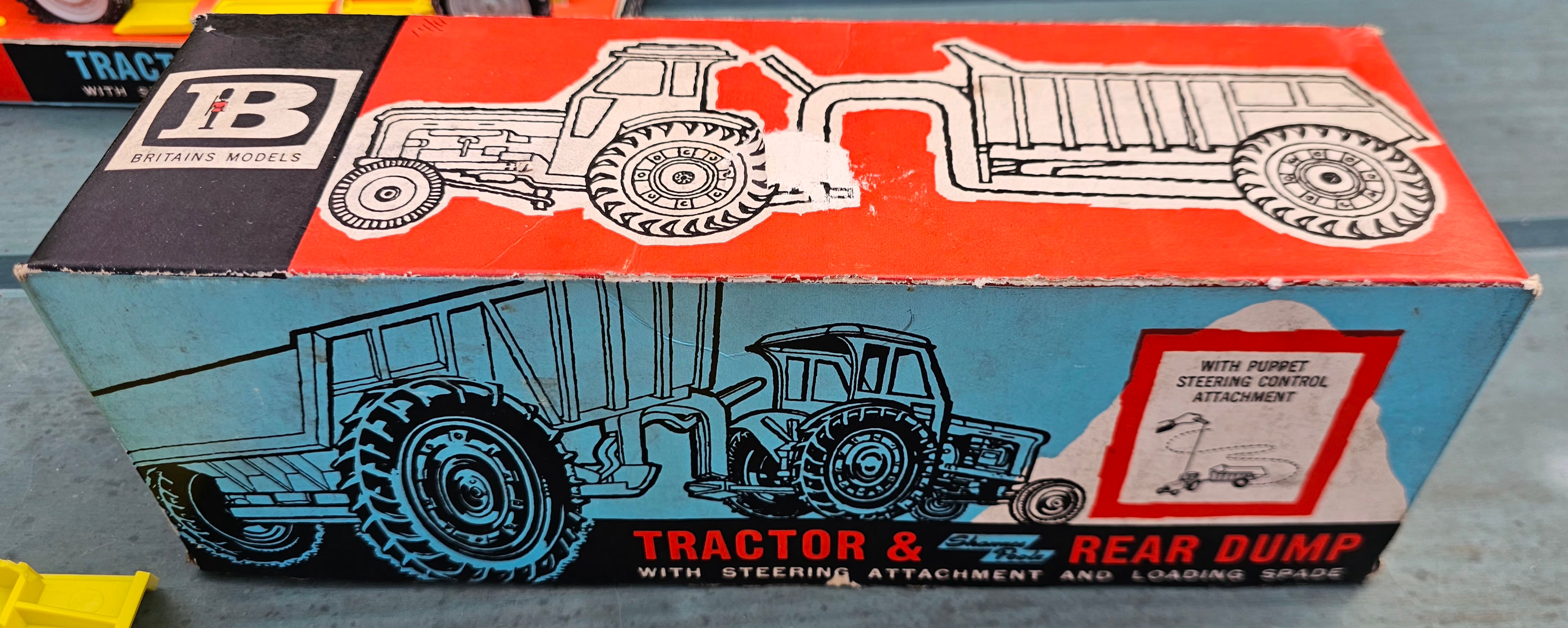 Britains Fordson Major Industrial Tractor And Shawnee Poole Rear Dump Trailer 9630