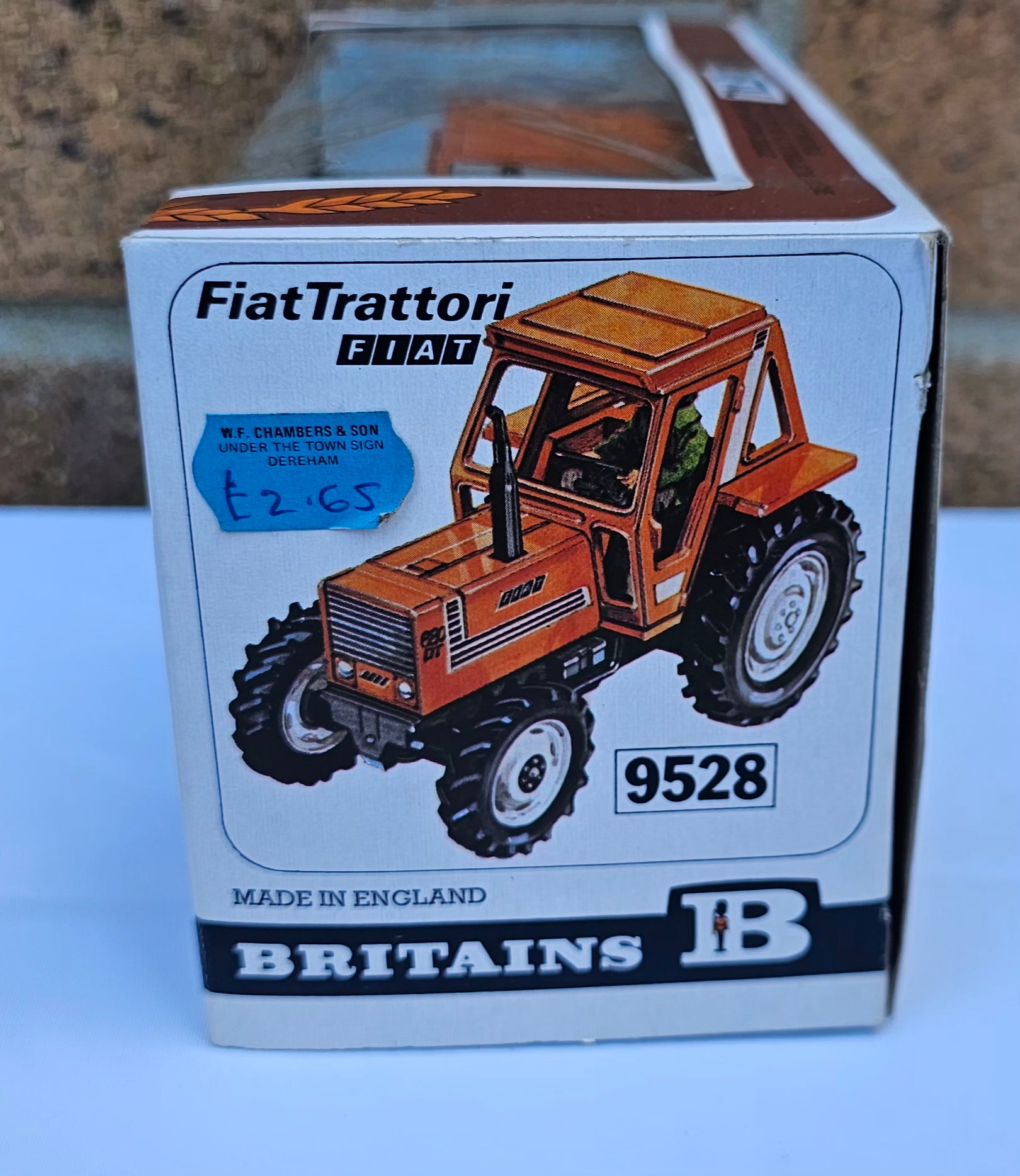 Britains Fiat 880 DT Tractor 9528