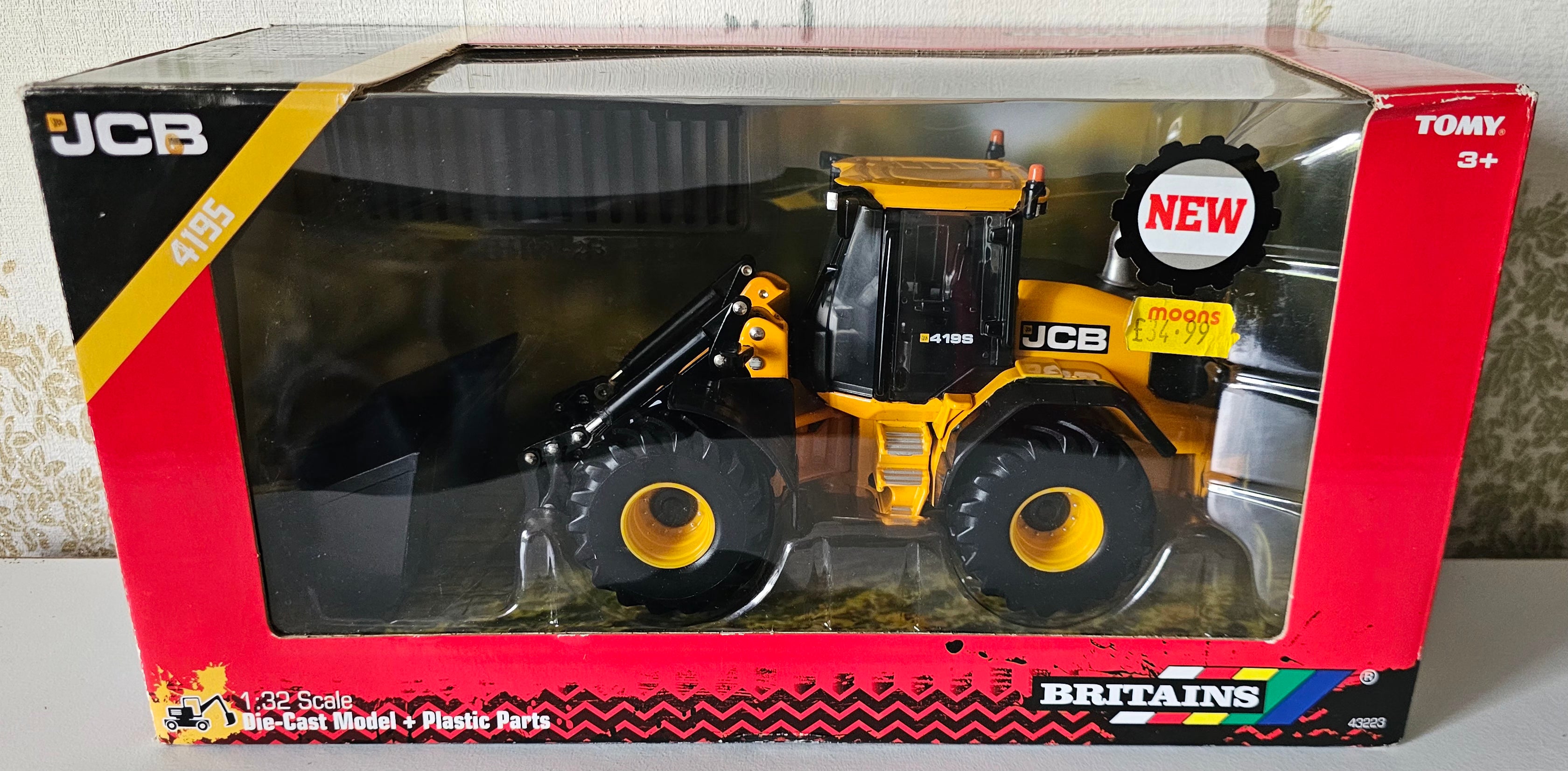 Britains JCB 4195 Wheeled Loading Shovel 43223