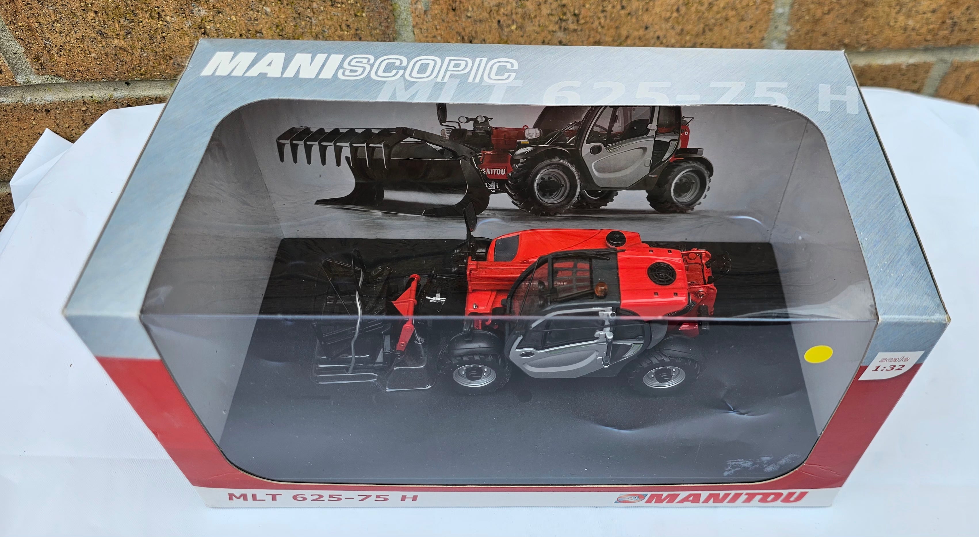 Universal Hobbies Manitou MLT 625-75 H UH2925