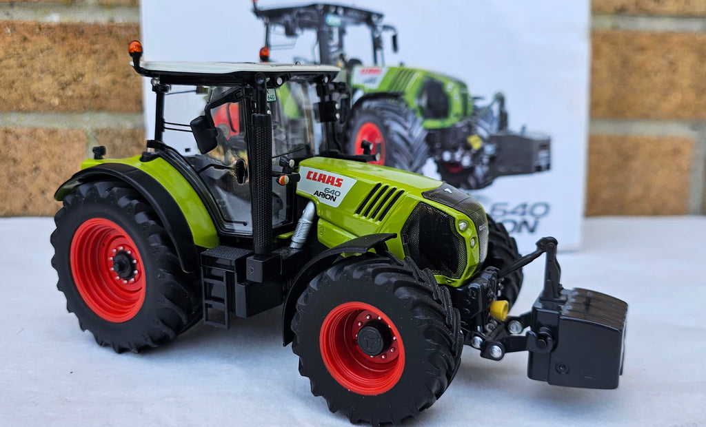 Wiking Claas Arion 640 Tractor