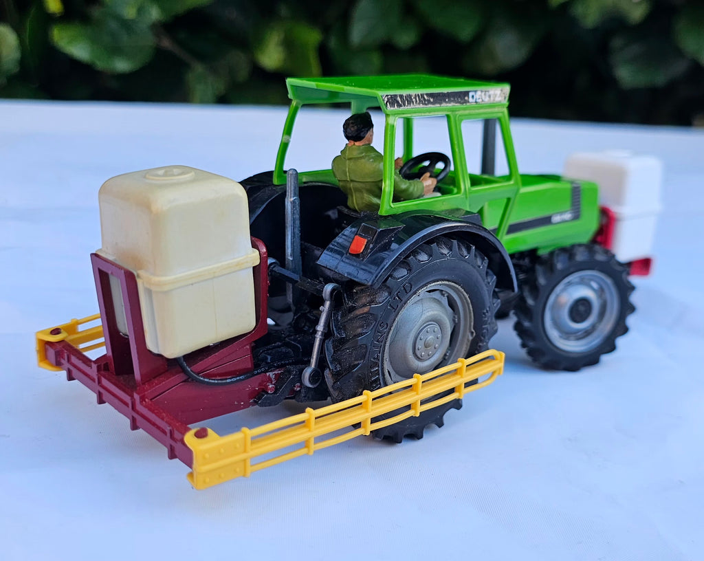 Britains Deutz-Fahr DX 110 Tractor & Sprayer Conversion
