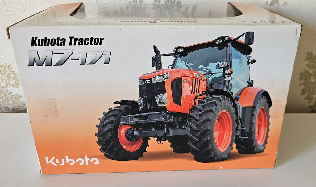 Universal Hobbies Kubota M7-171 Tractor