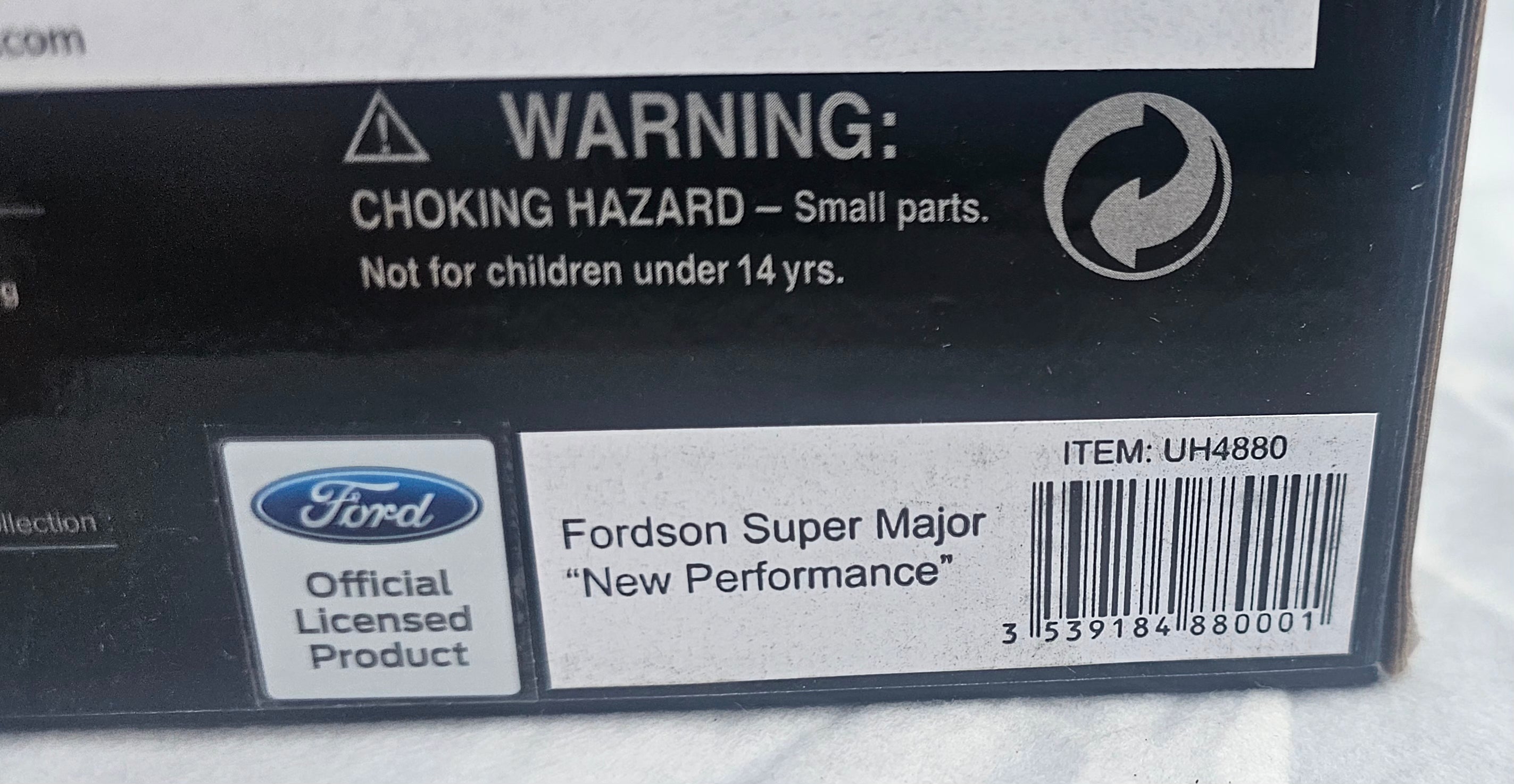 Universal Hobbies Fordson Super Major New Performance Tractor UH4880