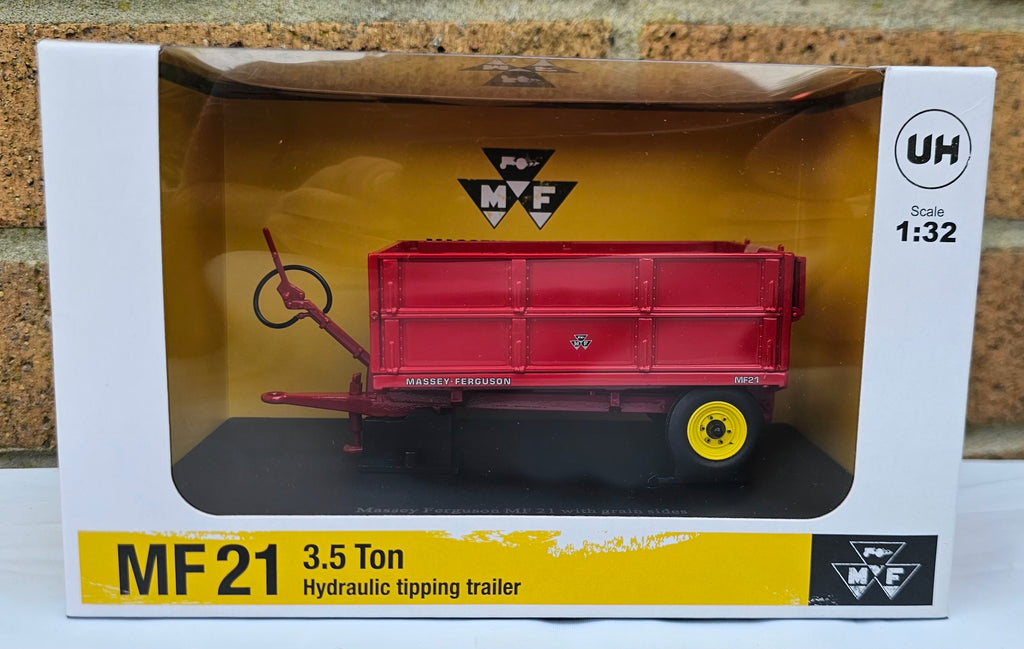 Universal Hobbies MF21 Massey Ferguson 3.5 Ton UH6242