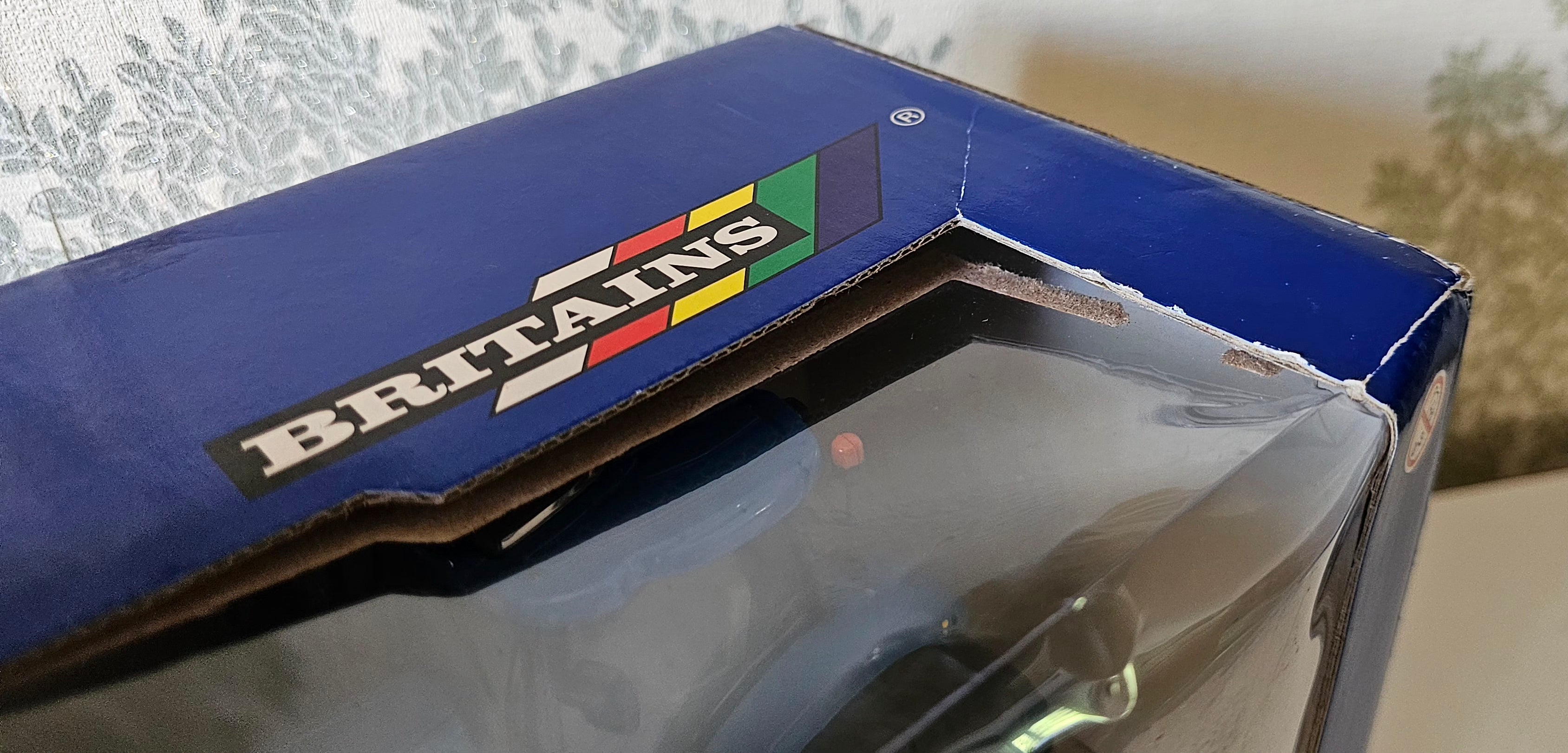 Britains New Holland T7060 Tractor Dealer Box 42302