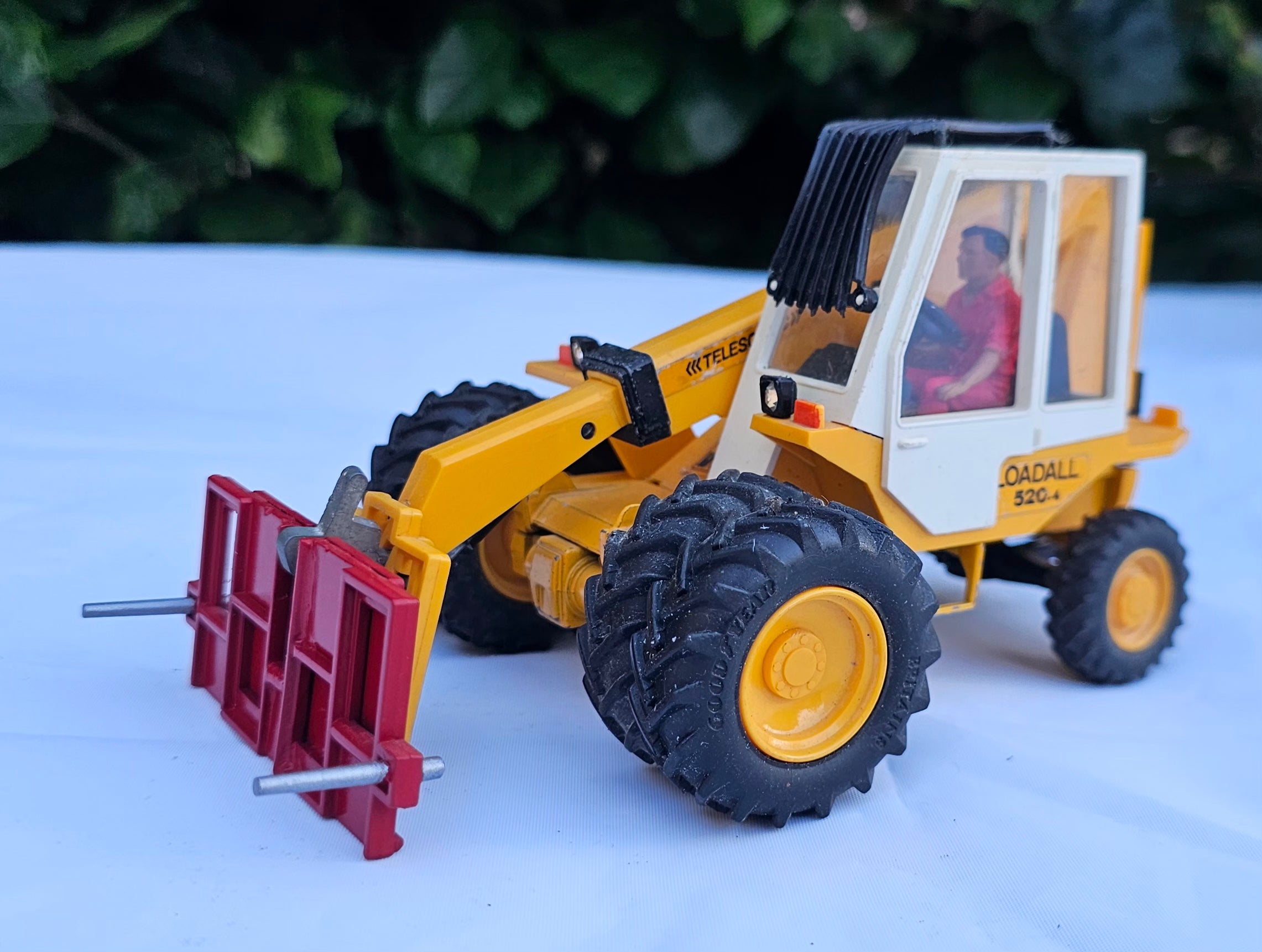Britains JCB Loadall Conversion & Converted Attatchment
