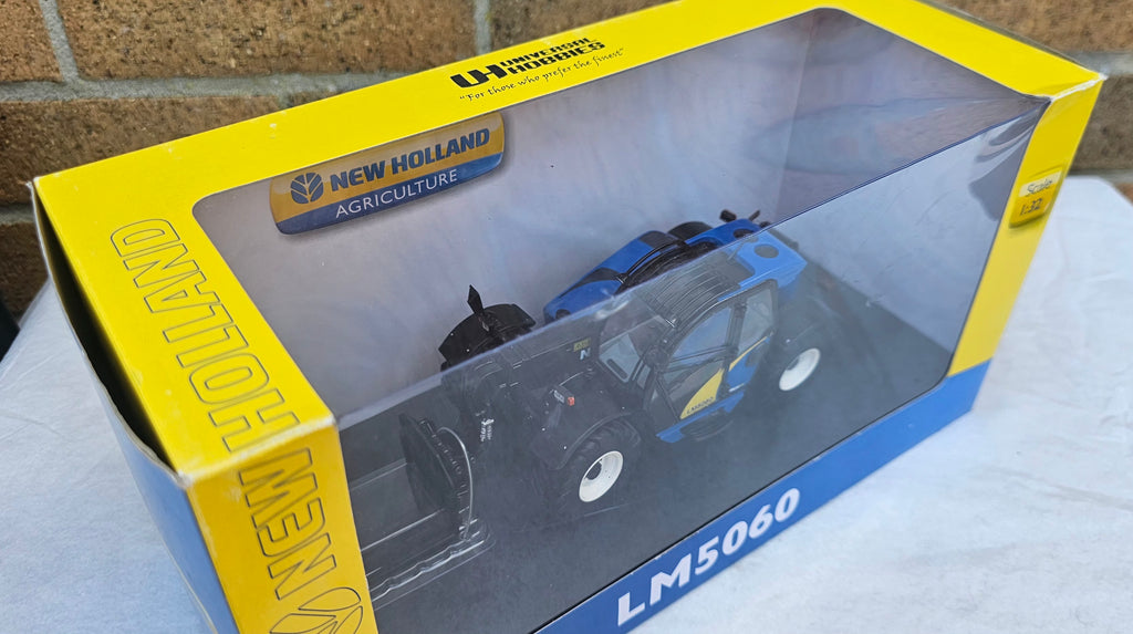 Universal Hobbies New Holland LM5060 Telehandler UH4009
