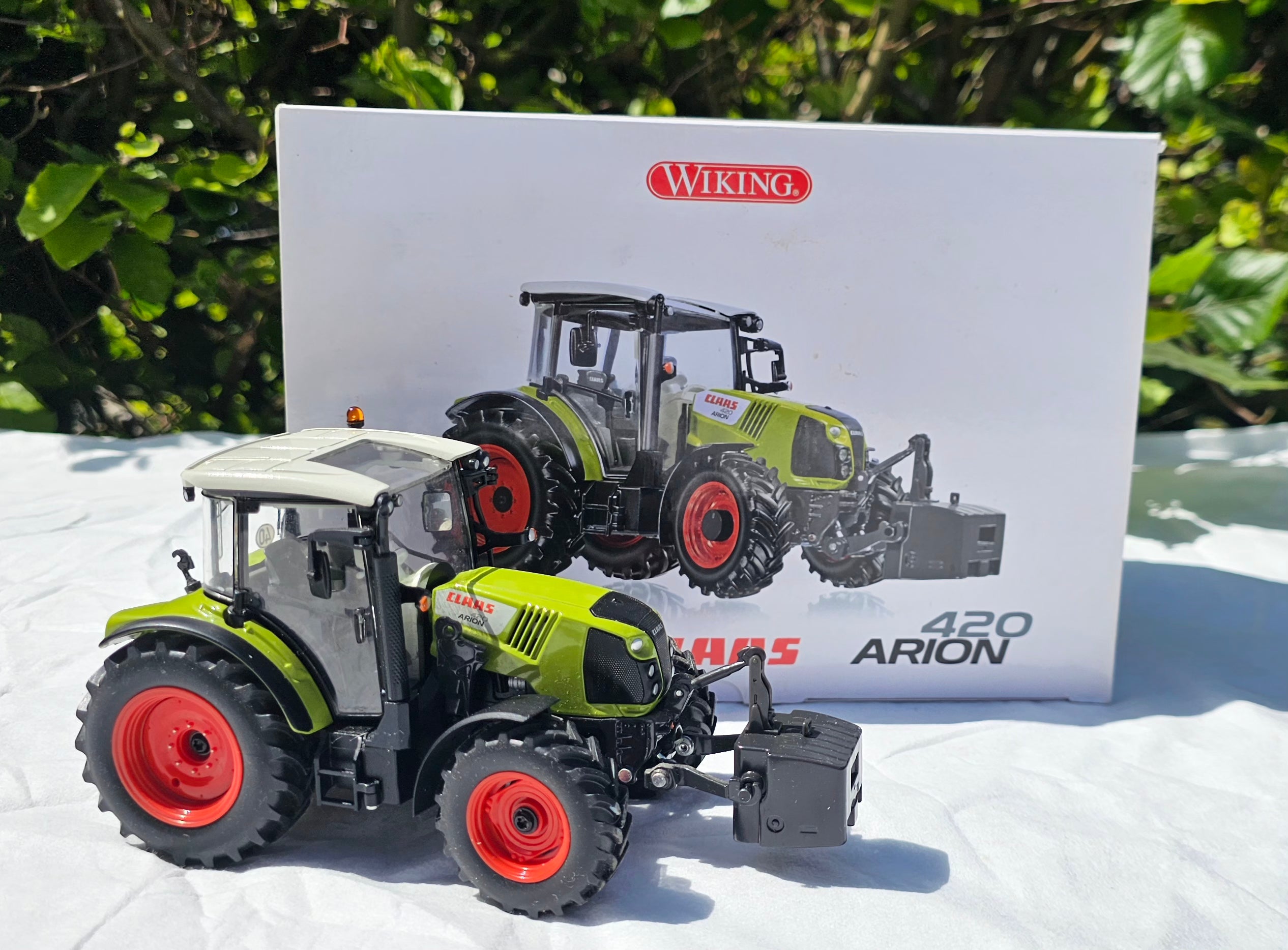 Wiking Claas Arion 420 Tractor