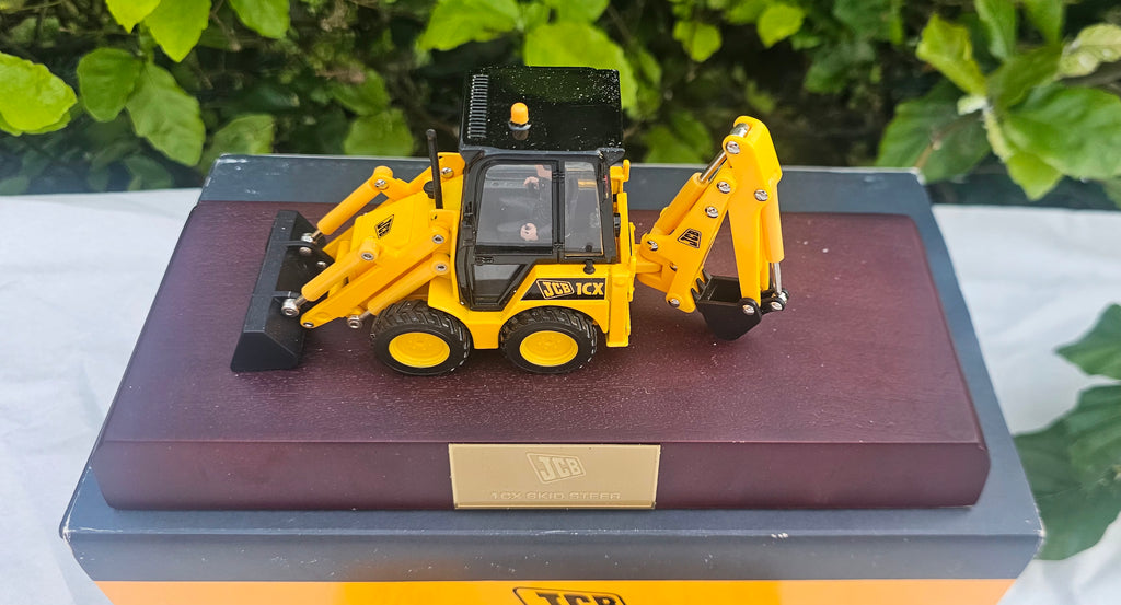 Britains JCB 1CX Skid Steer Specialist Collectors Item 40571