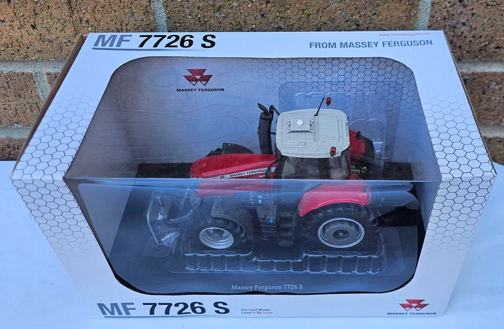 Universal Hobbies Massey Ferguson MF 7726 S Tractor UH5304