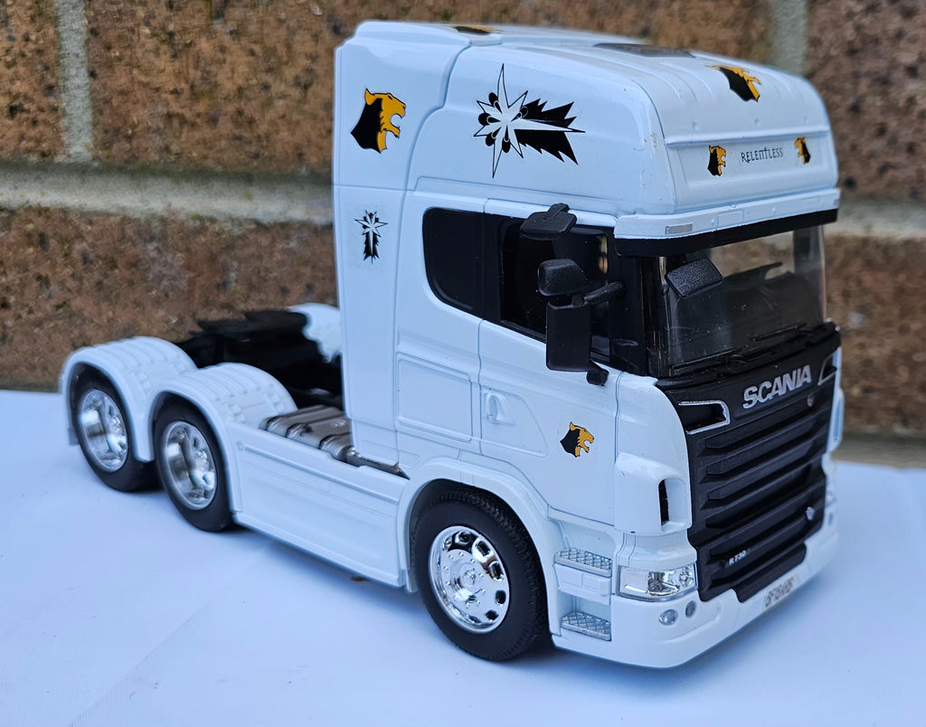 Welly 1/32 Scale Scania R730 V8 Farm Diorama