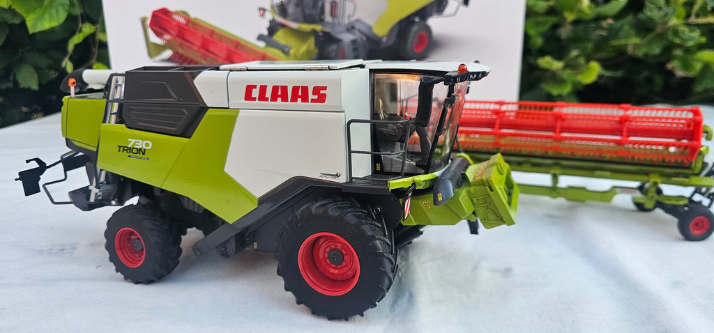 Wiking Claas 730 Trion Vario 930 Raps Combine