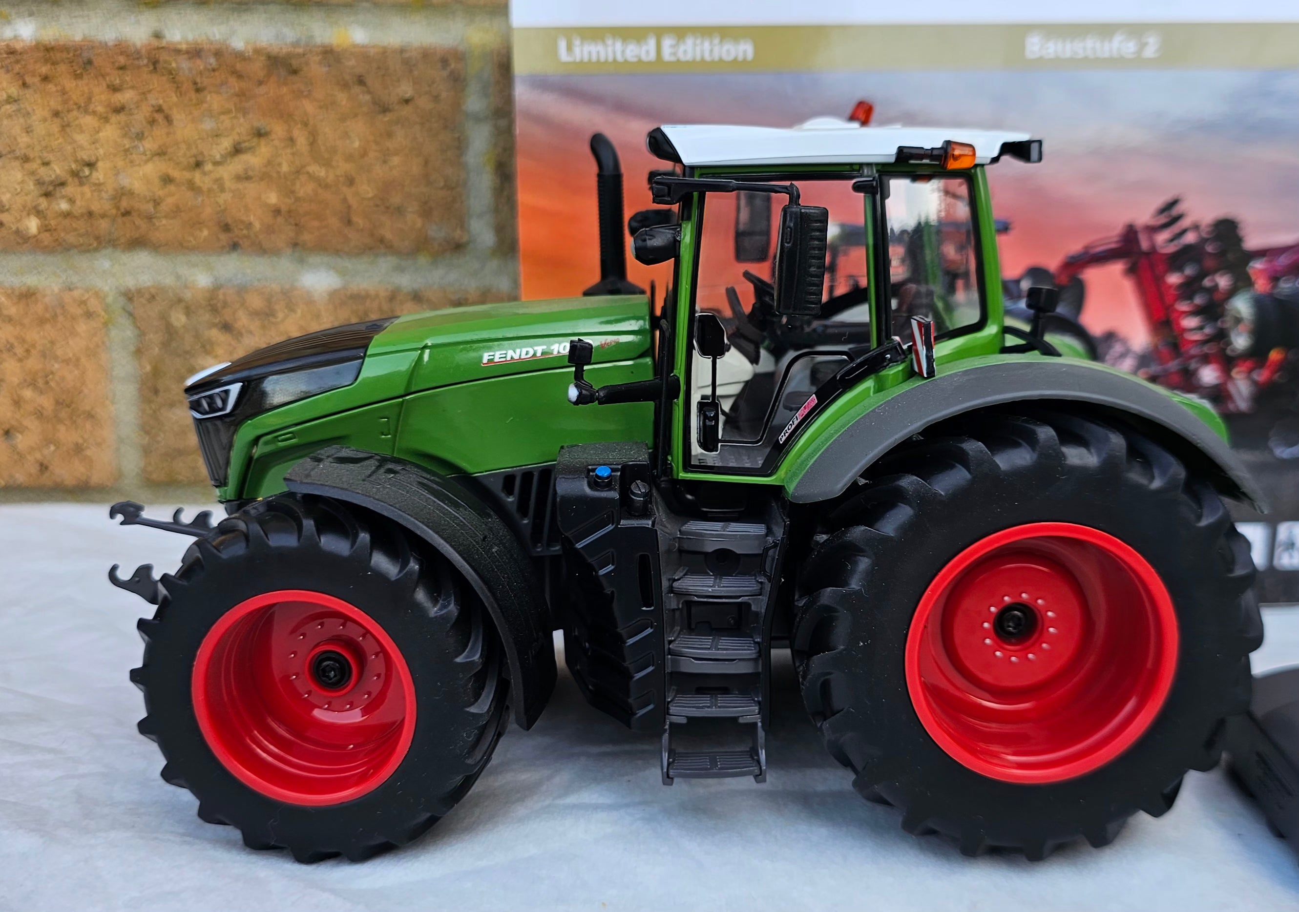 Wiking Fendt 1050 Tractor Limited Edition