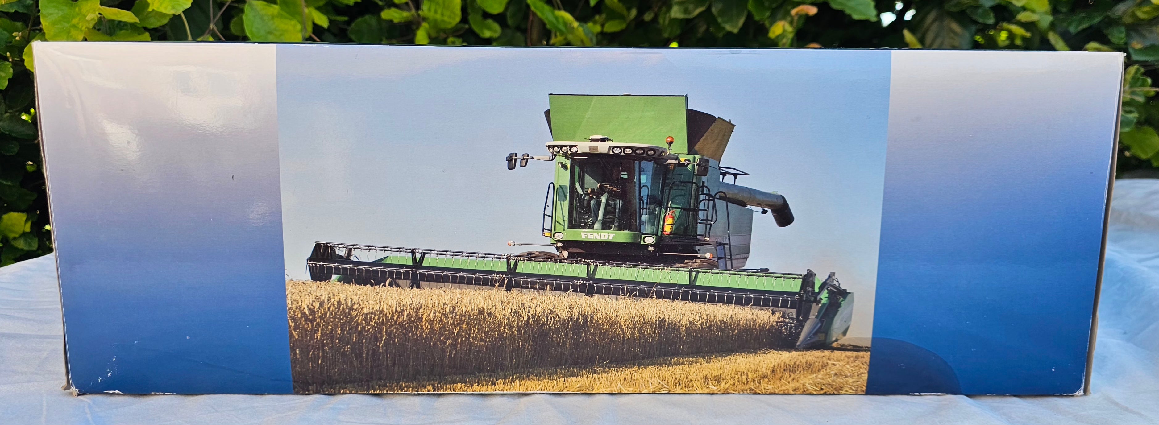 Schuco Fendt 9460R Mähdrescher Combine