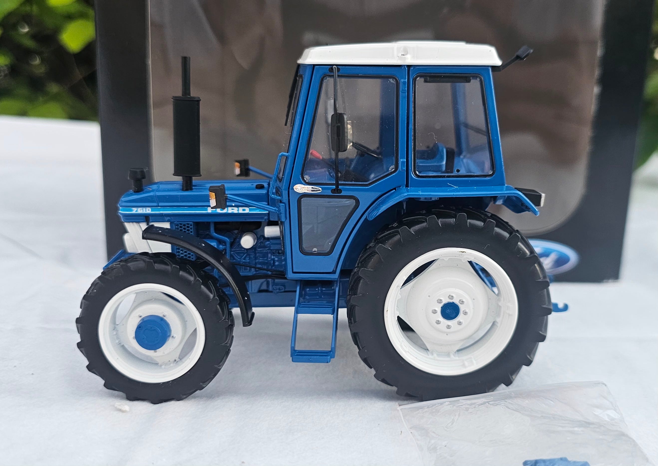 Marge Models Ford 7610 Tractor Gen 1 4WD 1102
