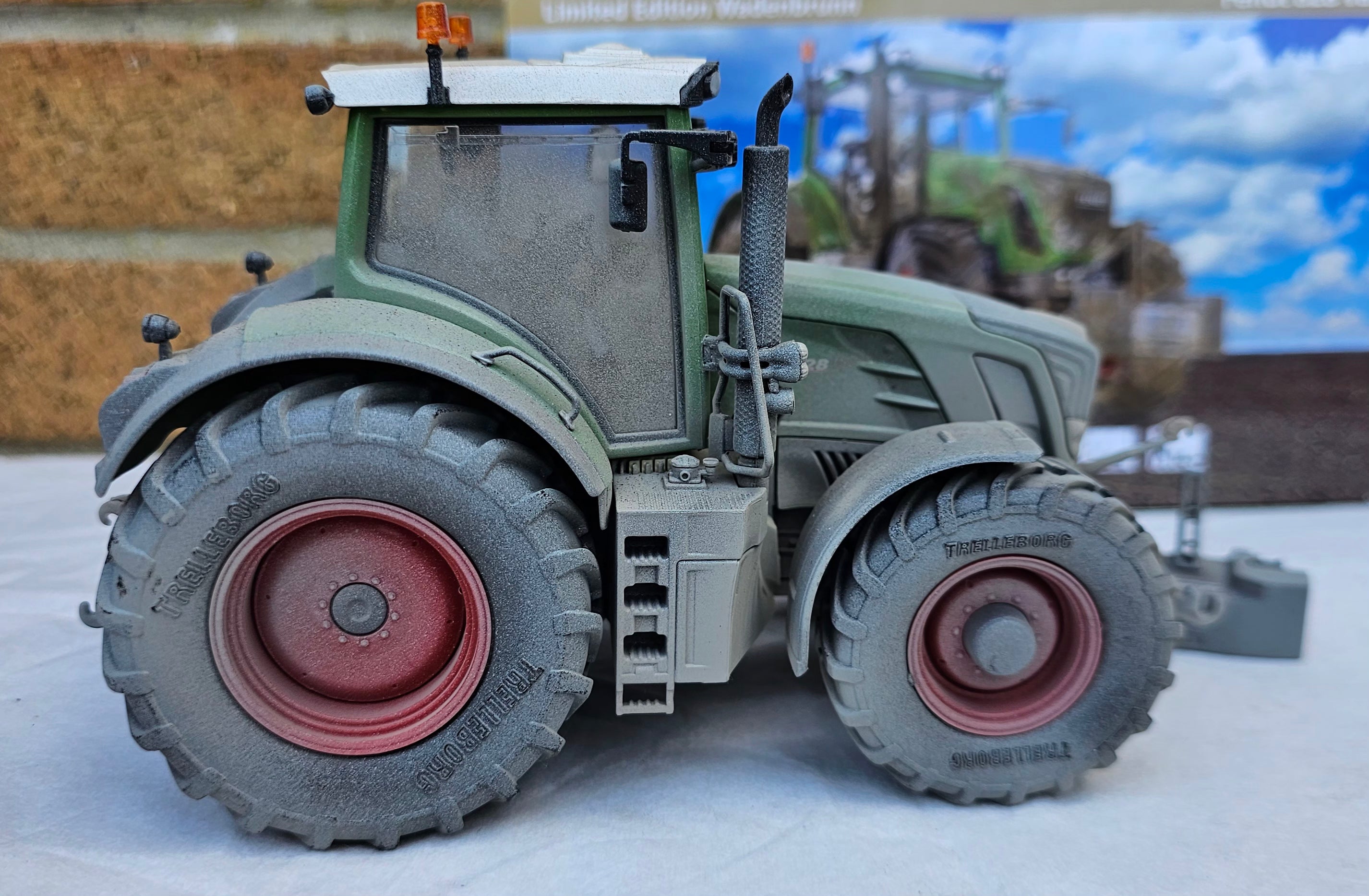 Wiking Fendt 828 Vario Tractor Weathered Limited Edition