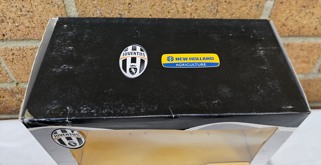 Britains New Holland T8040 Juventus Tractor