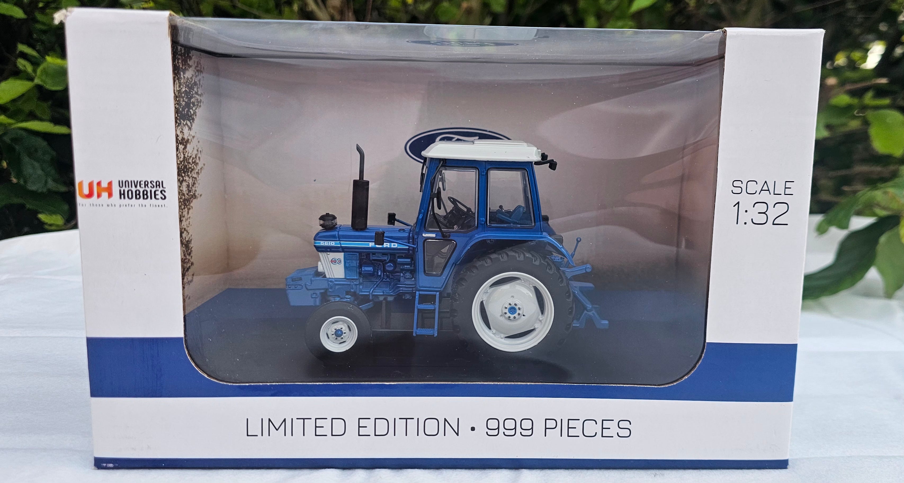 Universal Hobbies Ford 5610 Tractor 2WD Gen 1 Limited 999 UH6442