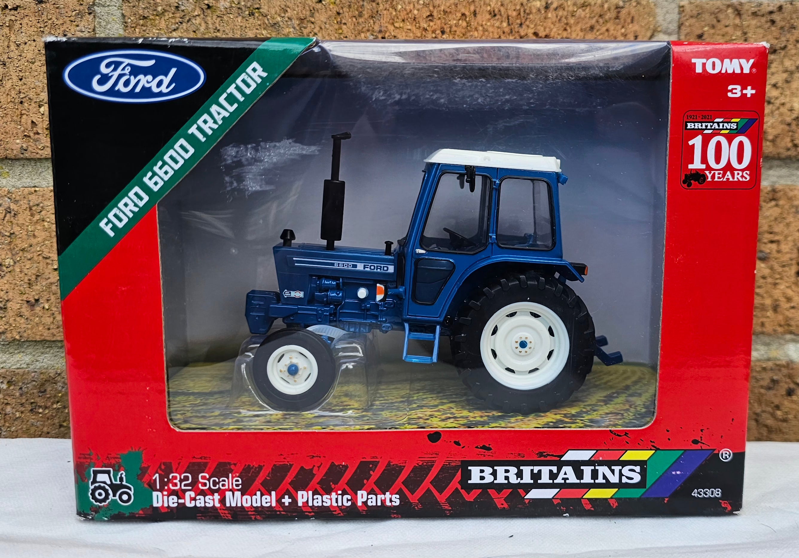 Britains Ford 6600 Tractor 43308