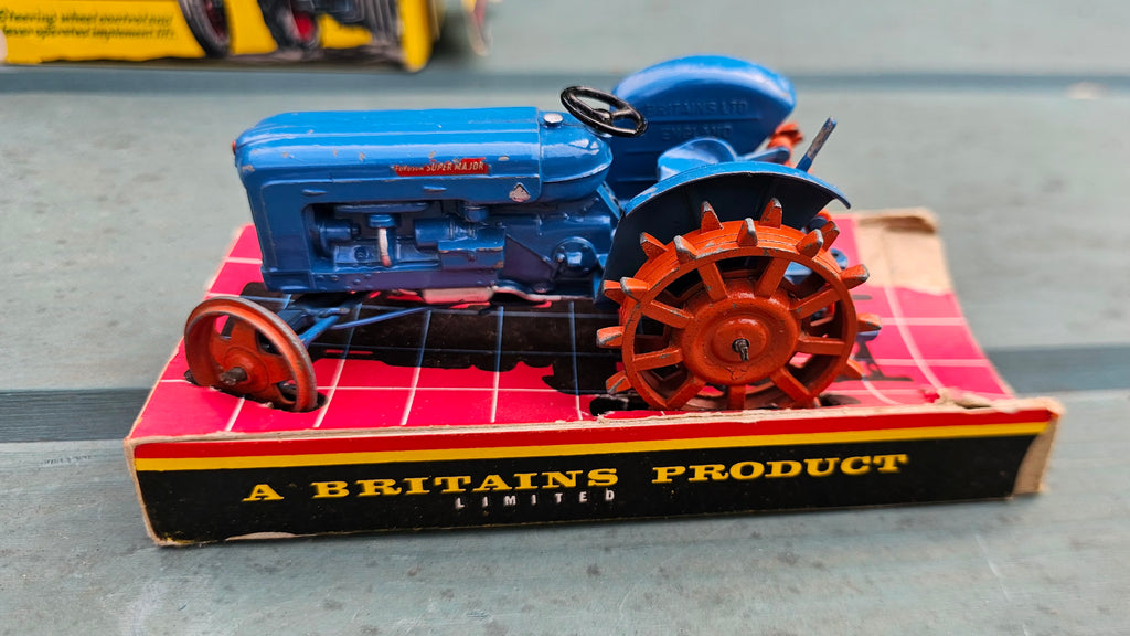 Britains Fordson Major With Spaded Lug Wheels