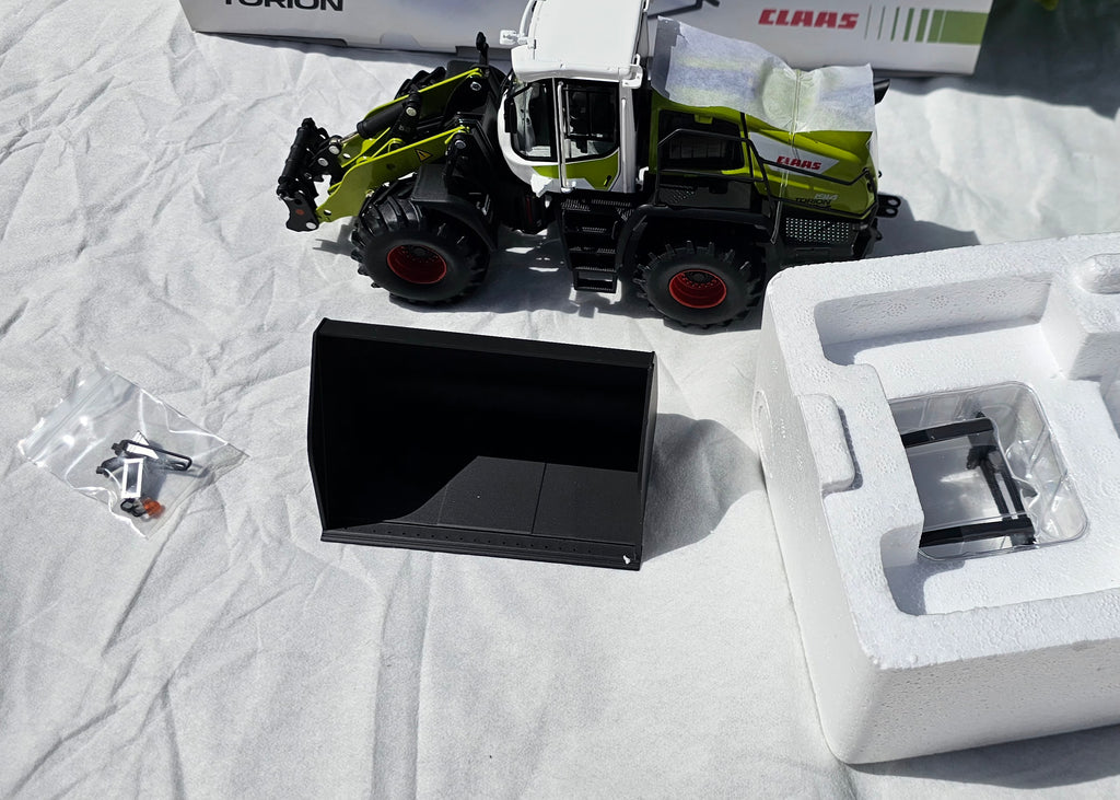 Wiking Claas Torion 1914 Loader